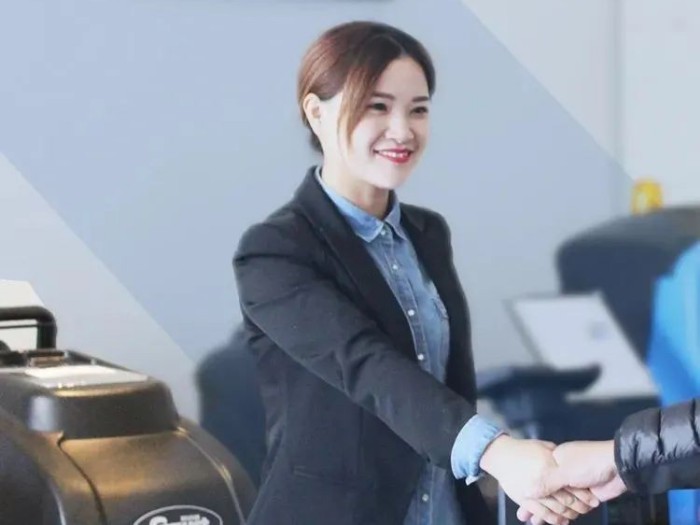 把每一次服務(wù)做到極致——南京嘉得力銷售顧問張倩倩