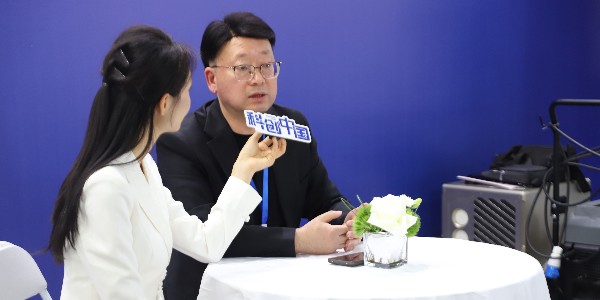 央視聚焦！南京嘉得力“上天入地”清潔實(shí)力圈粉2025世界智博會(huì)