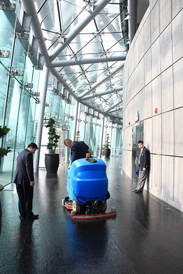 蘇寧集團總部清潔設(shè)備案例