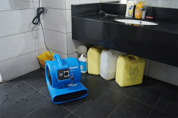 南京祿口國(guó)際機(jī)場(chǎng)清潔設(shè)備案例