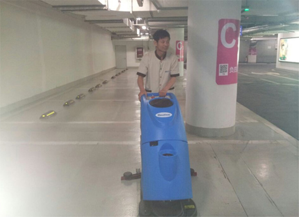 德基廣場洗地機掃地機案例